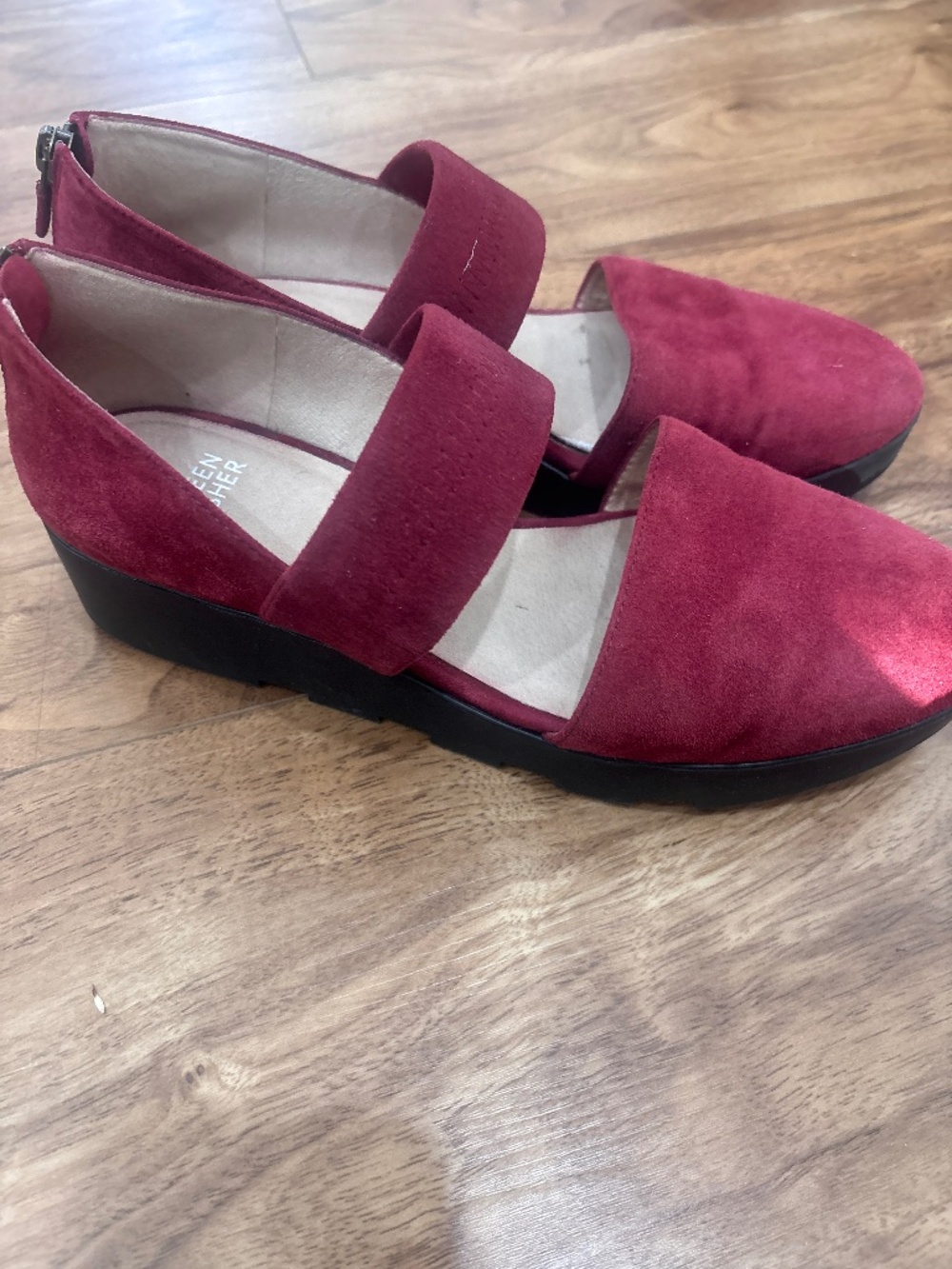 Eileen Fisher Marlow Wedge Pumps Women 8 Burgundy Suede Black Platform Shoes